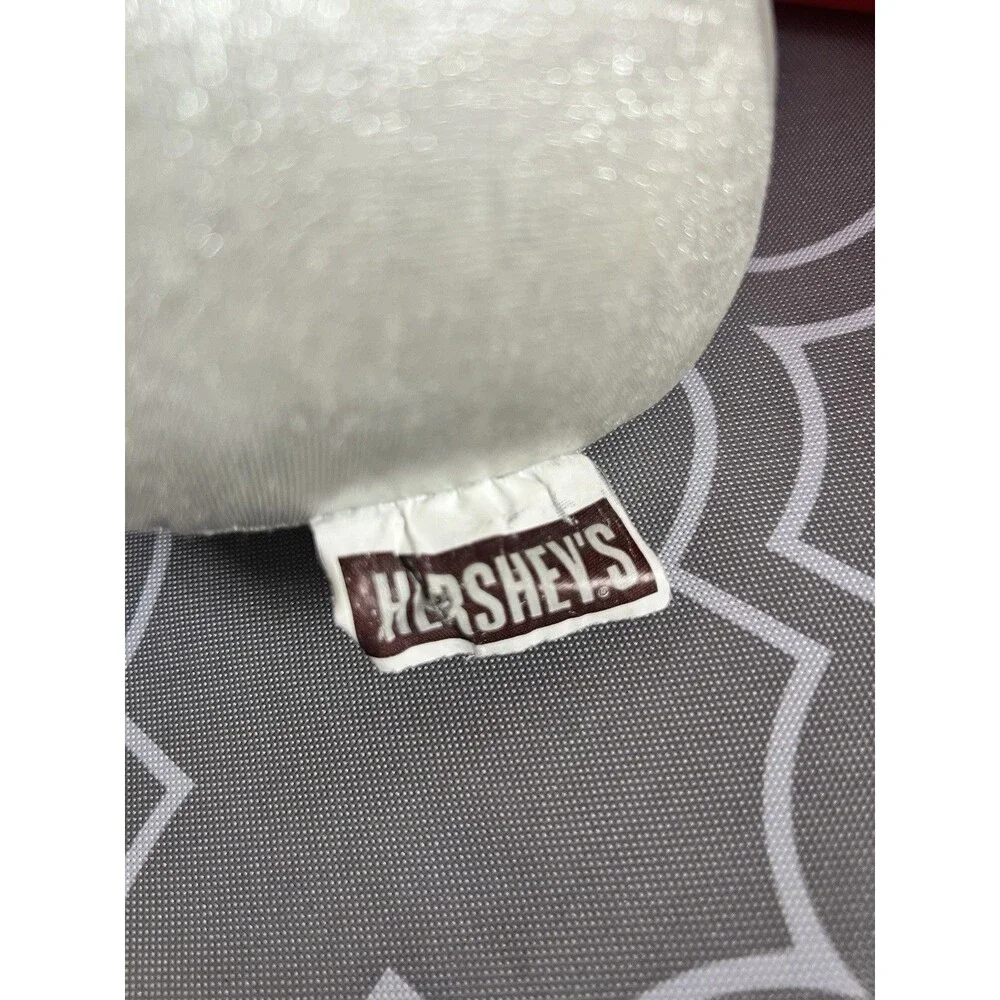 Hershey's Kiss 11